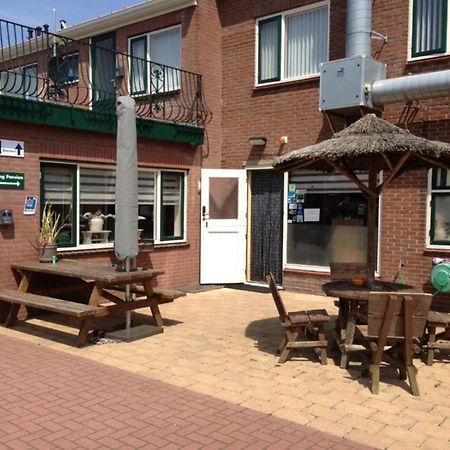 Hotel-Pension Ouddorp Exterior photo