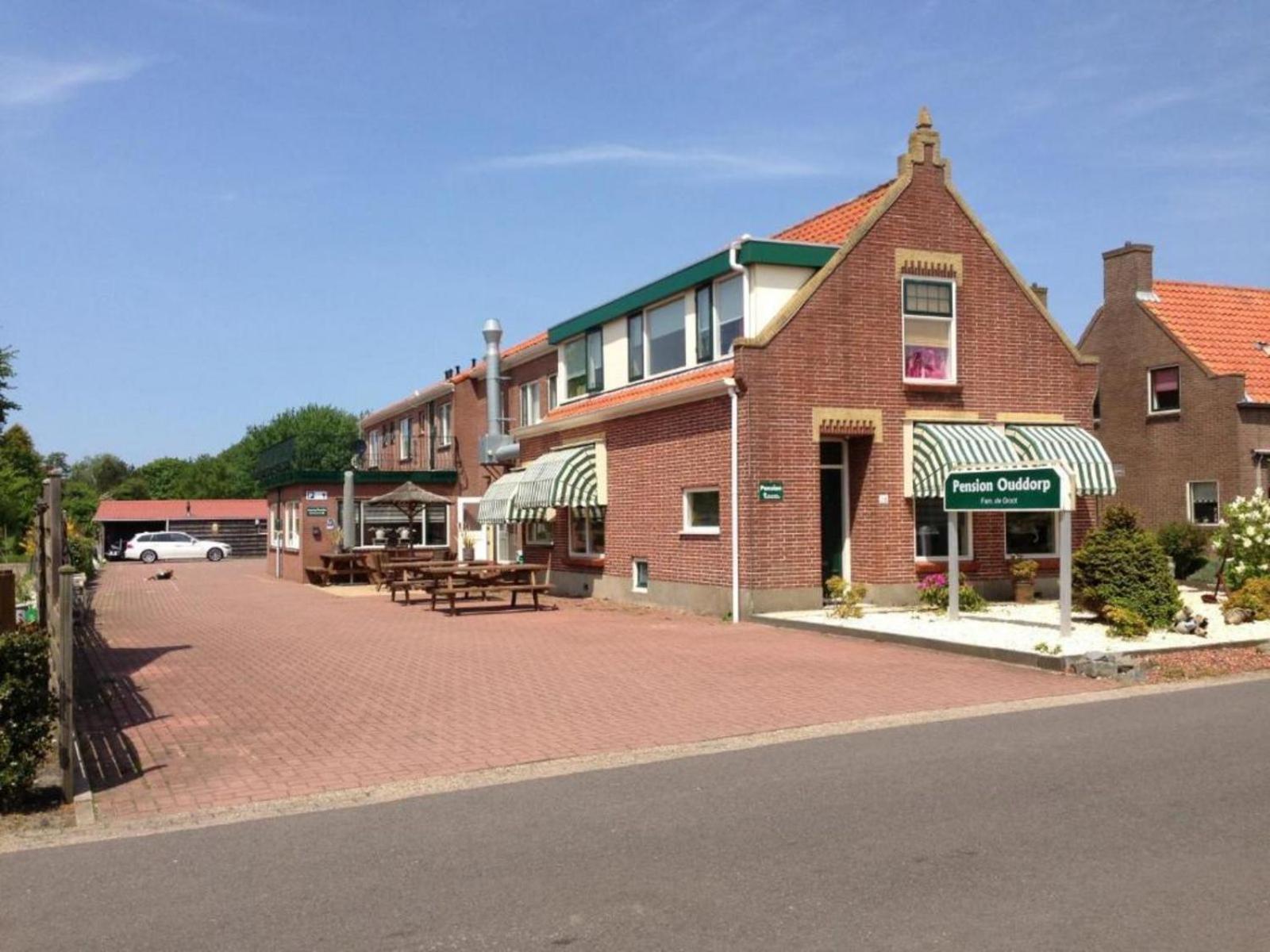 Hotel-Pension Ouddorp Exterior photo