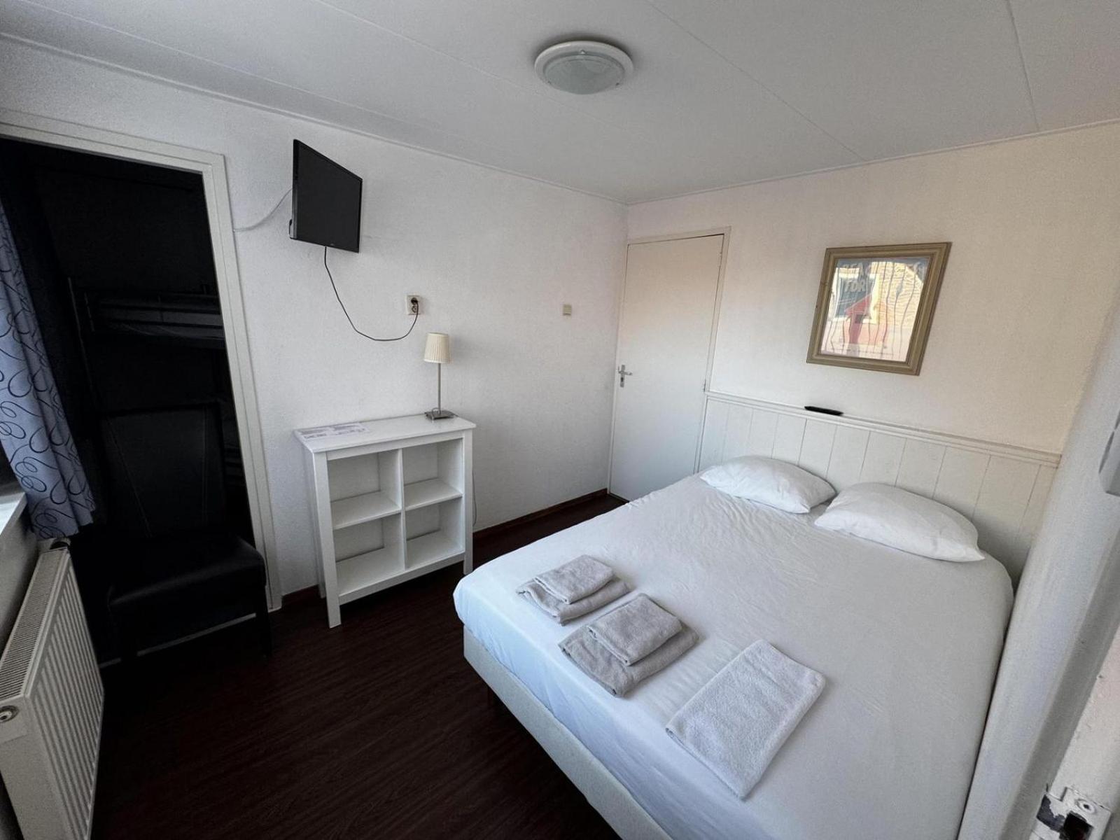 Hotel-Pension Ouddorp Exterior photo