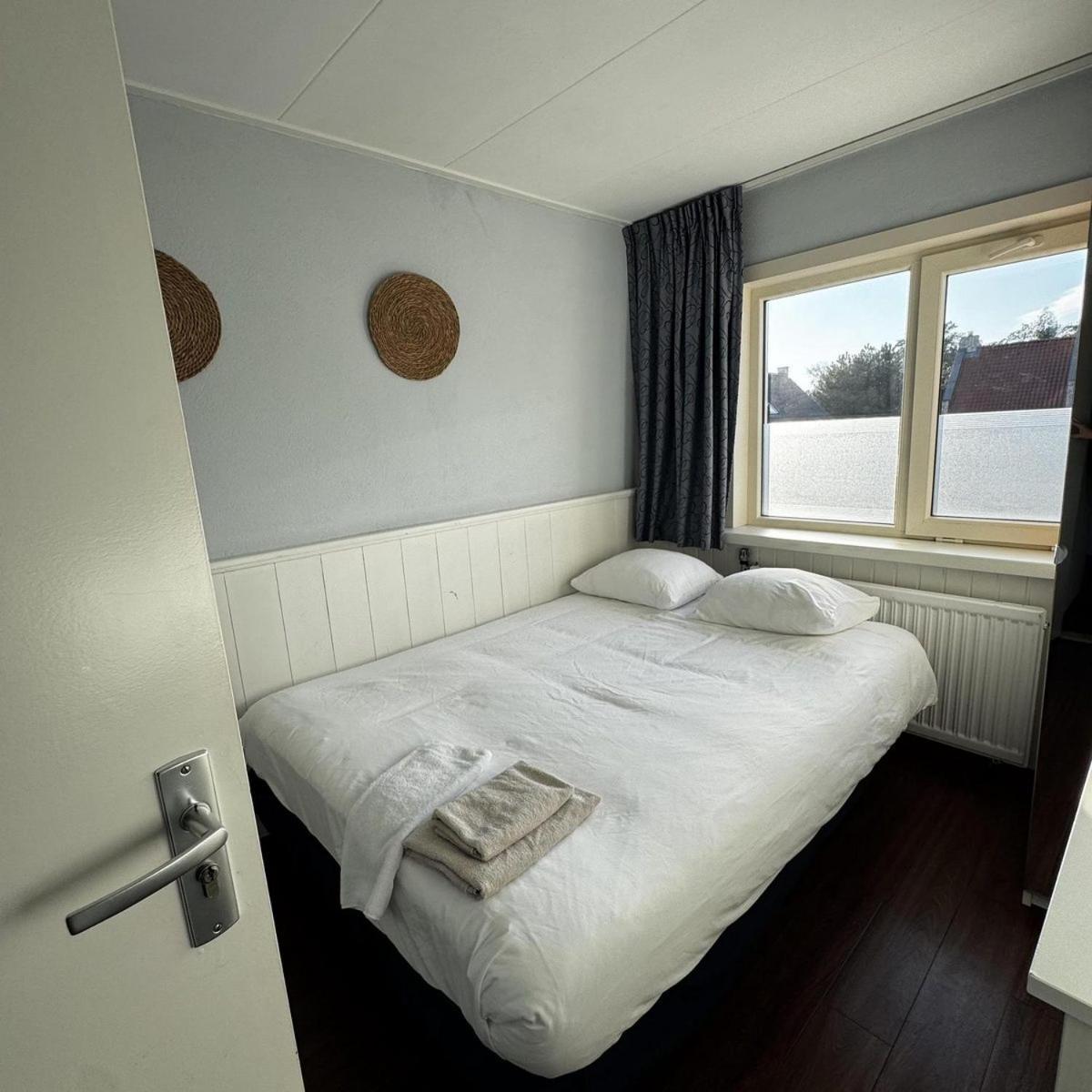 Hotel-Pension Ouddorp Room photo